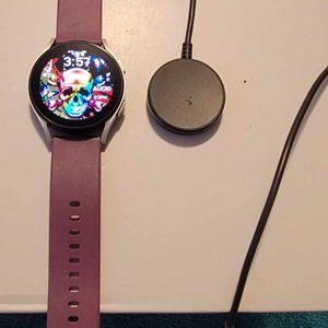 Samsung Galaxy watch 4 and accessories